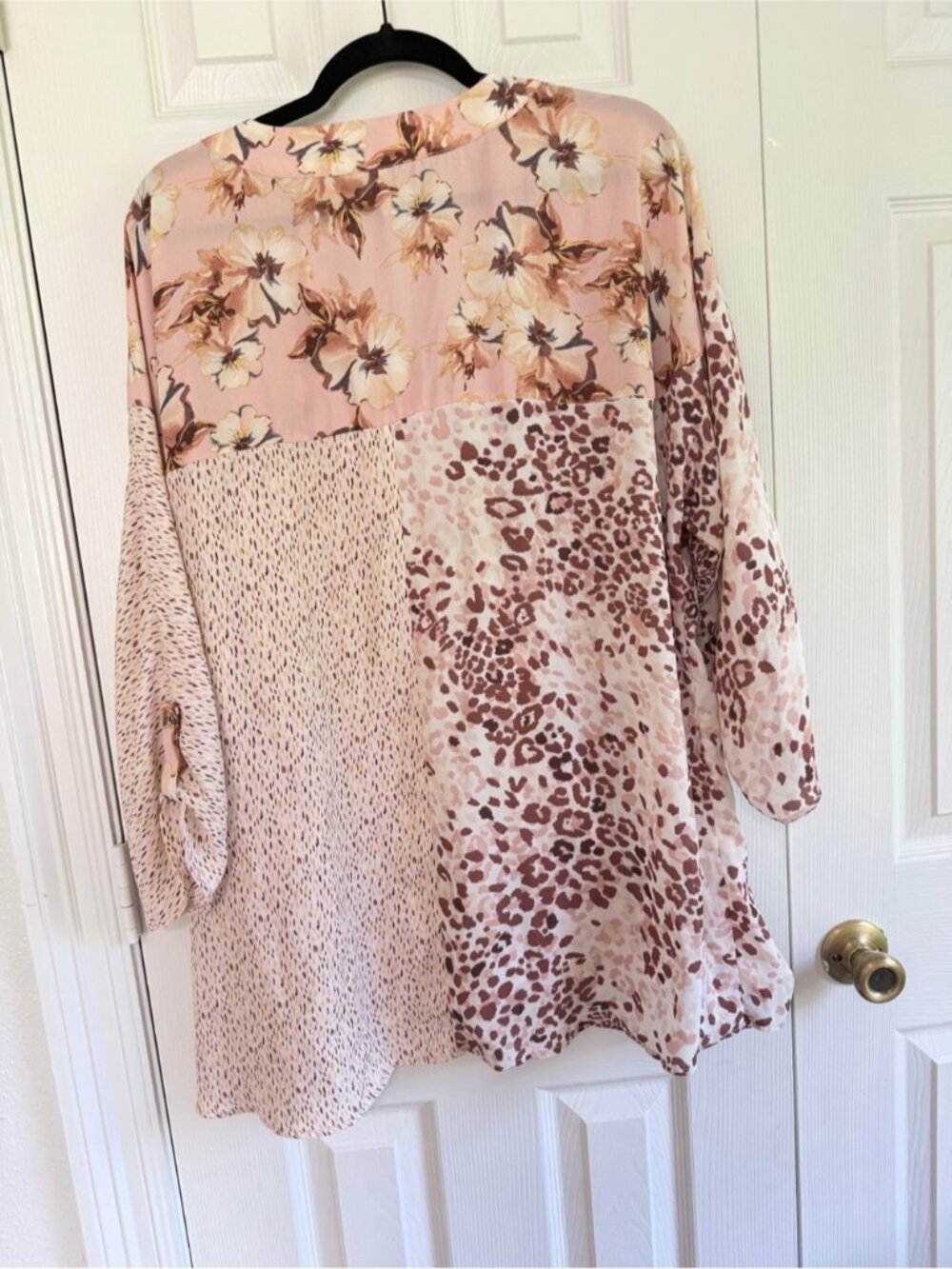 Woman 18/20W Pink Floral & Leopard Print blouse top Boho Plus Size - Picture 4 of 4